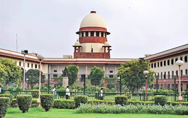 उच्चतम न्यायालय ने महाराष्ट्र विधानसभा से भाजपा के 12 विधायकों के निलम्‍बन का प्रस्‍ताव रद्द किया