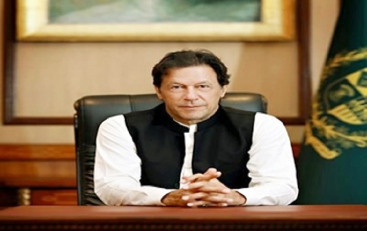 पाकिस्‍तान के प्रधानमंत्री इमरान खान आज संसद में अविश्‍वास प्रस्‍ताव का सामना करेंगे