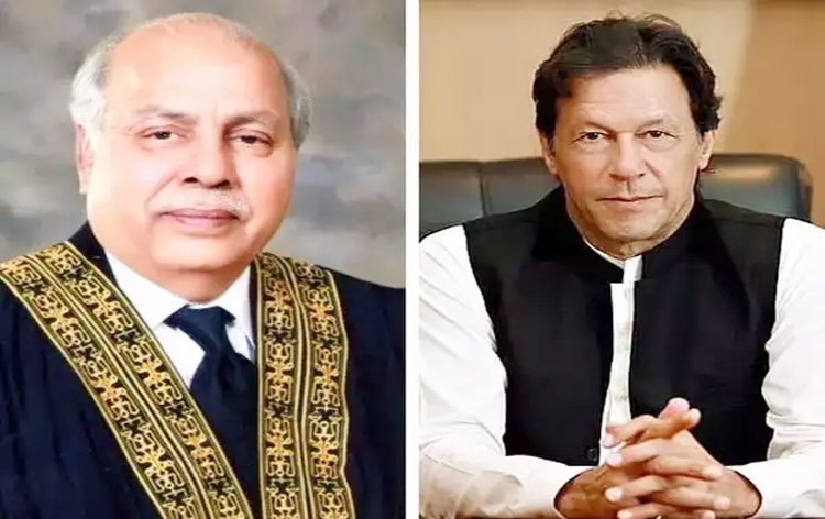 पाकिस्‍तान के निवर्तमान प्रधानमंत्री इमरान खान ने कार्यवाहक प्रधानमंत्री के रूप में पूर्व मुख्‍य न्‍यायाधीश गुलजार अहमद का नाम प्रस्‍तावित किया FILE PIC