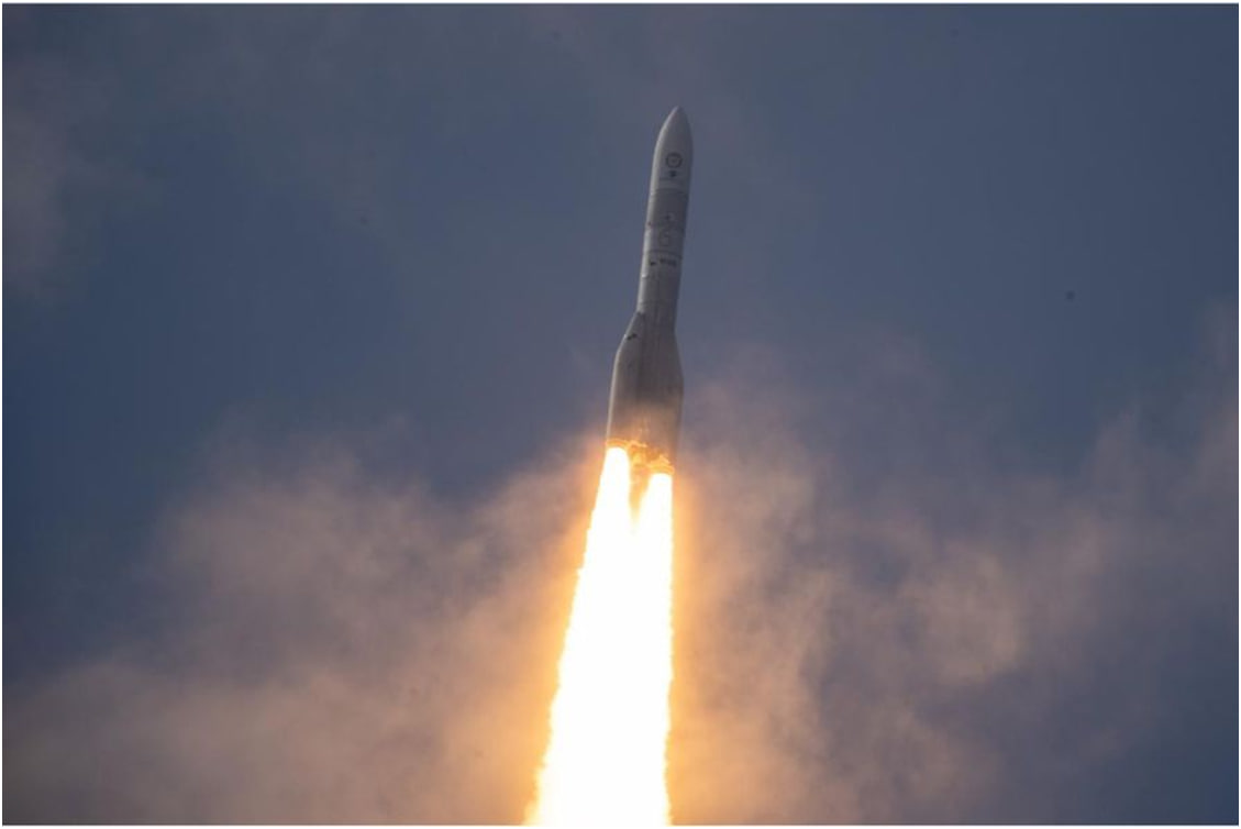 यूरोप का एरियन 6 रॉकेट 4 साल की देरी के बाद लॉन्च
